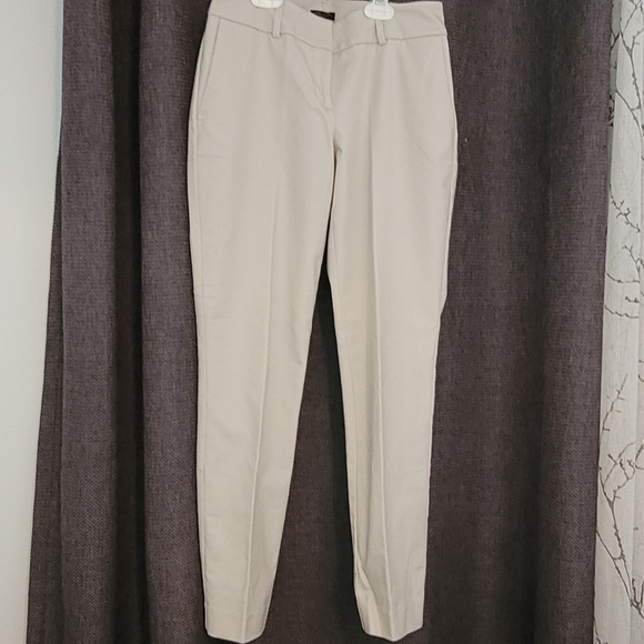 Ann Taylor petite pants - Picture 14 of 17